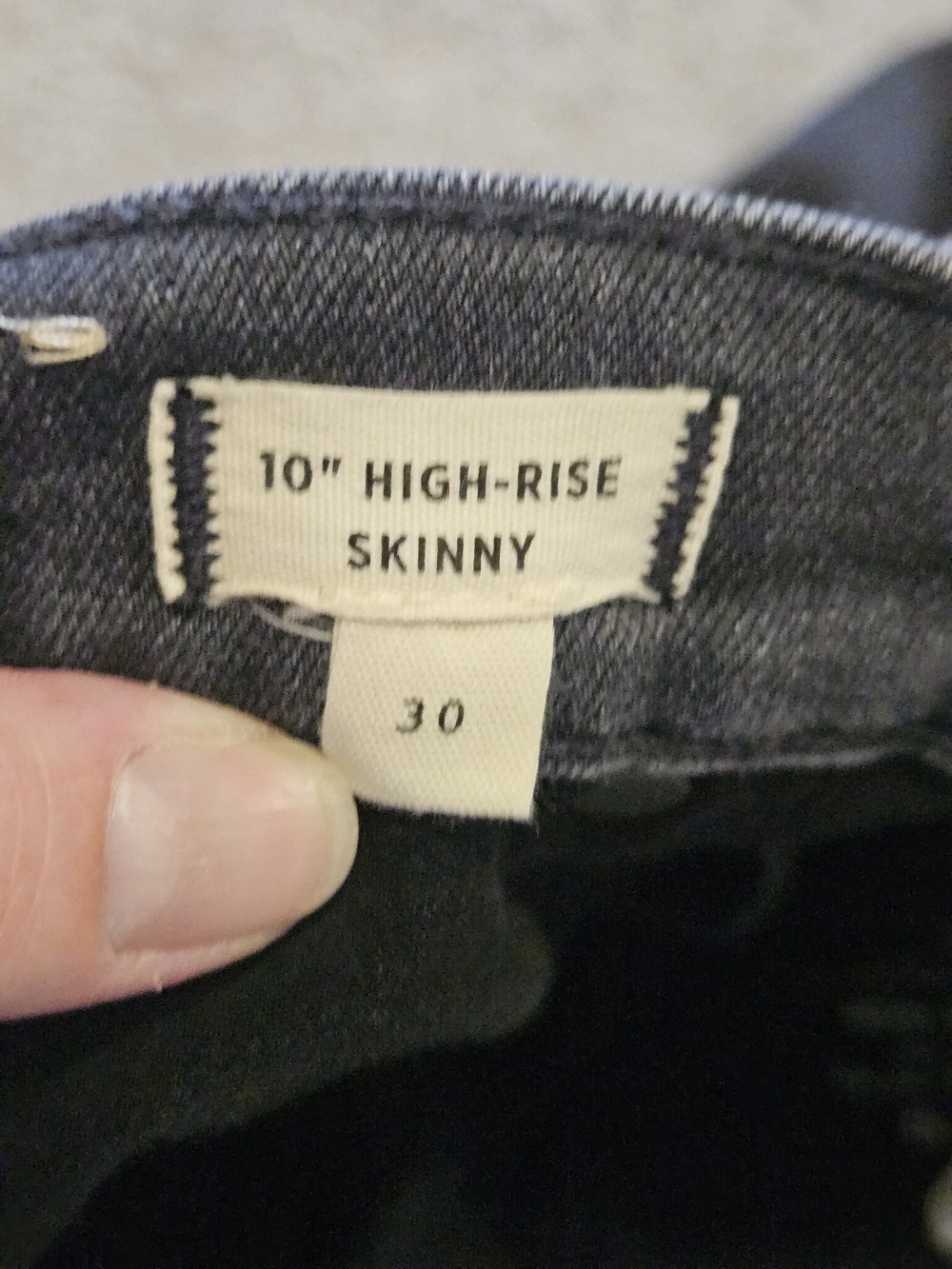 Madewell Black Highrise Skinny Jeans - Picture 8 of 10